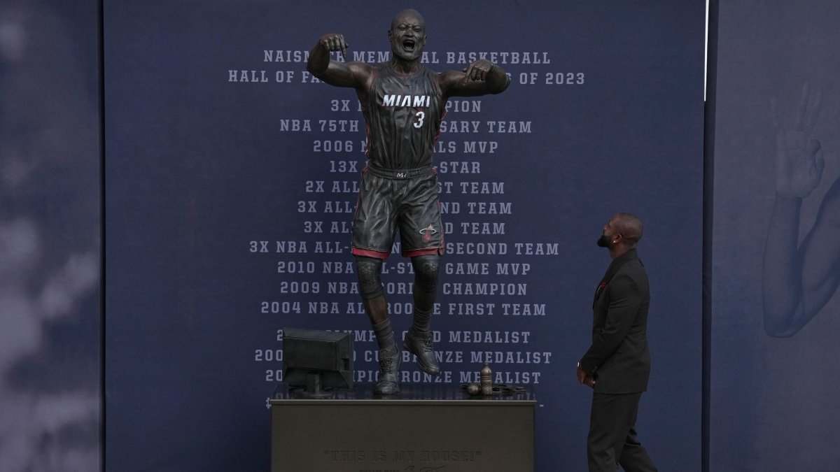 Who made the Dwyane Wade statue? Artist behind it speaks out  NBC10 Philadelphia [Video]