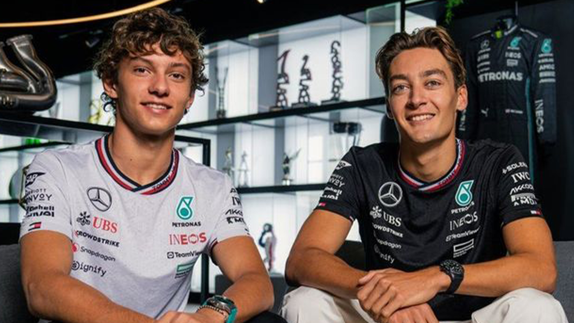 F1 fans offered never-before-seen job of dressing George Russell as Mercedes post advert [Video]