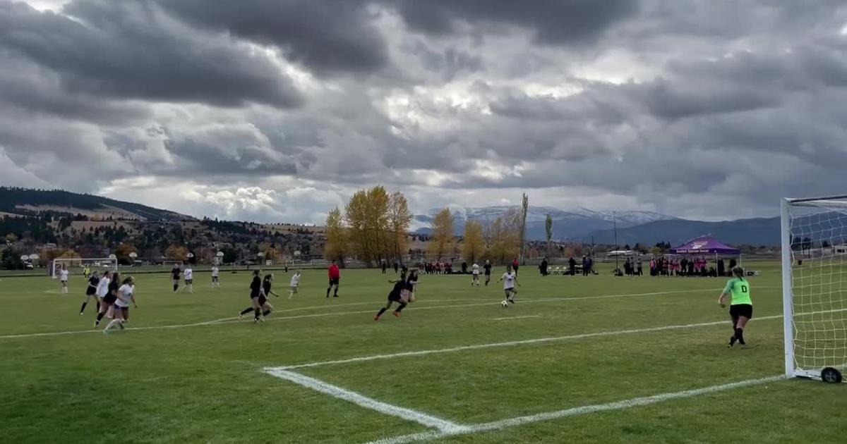 Bozeman Gallatin’s Saira Mehmood opens the Raptors’ scoring against Missoula Sentinel. [Video]