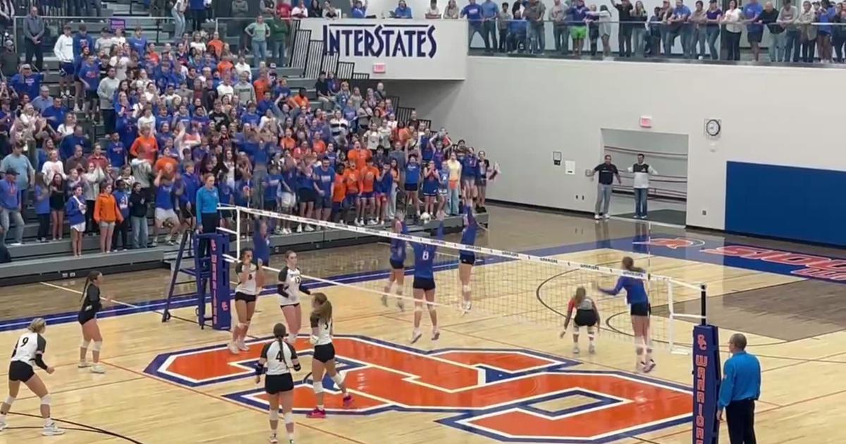 Sioux Center scores match point to advance to the Class 3A state tournament [Video]