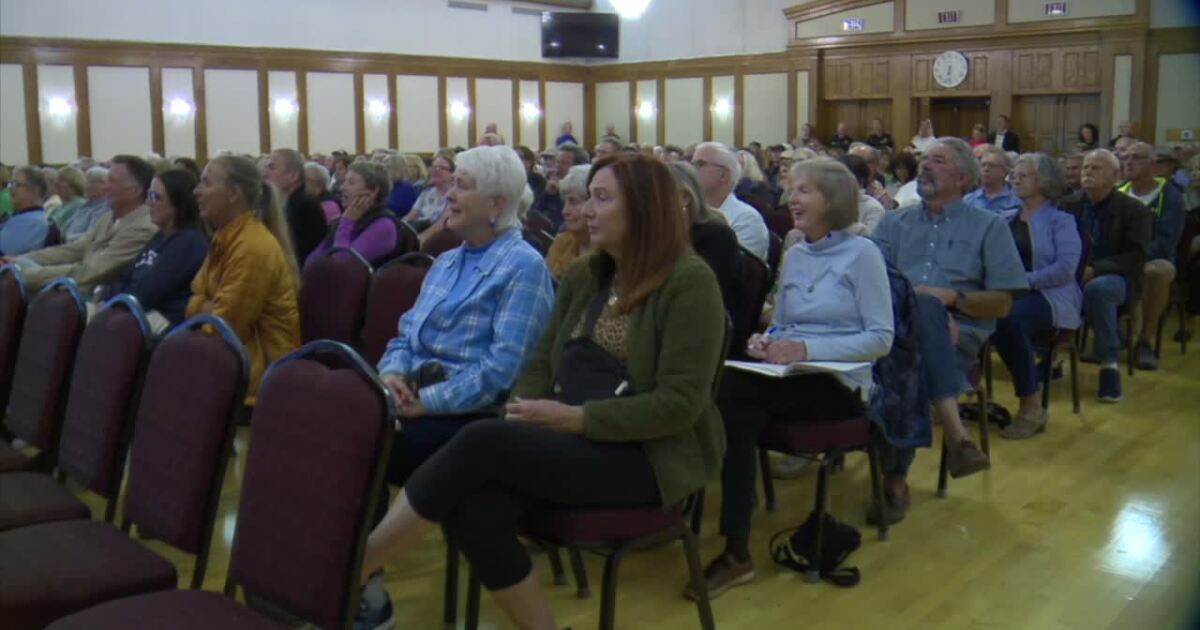 Point Loma residents concerned over proposed 56-unit residential development [Video]