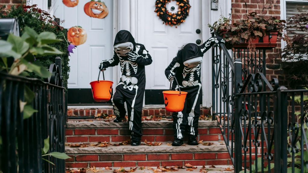 Halloween safety tips for kids and parents [Video]