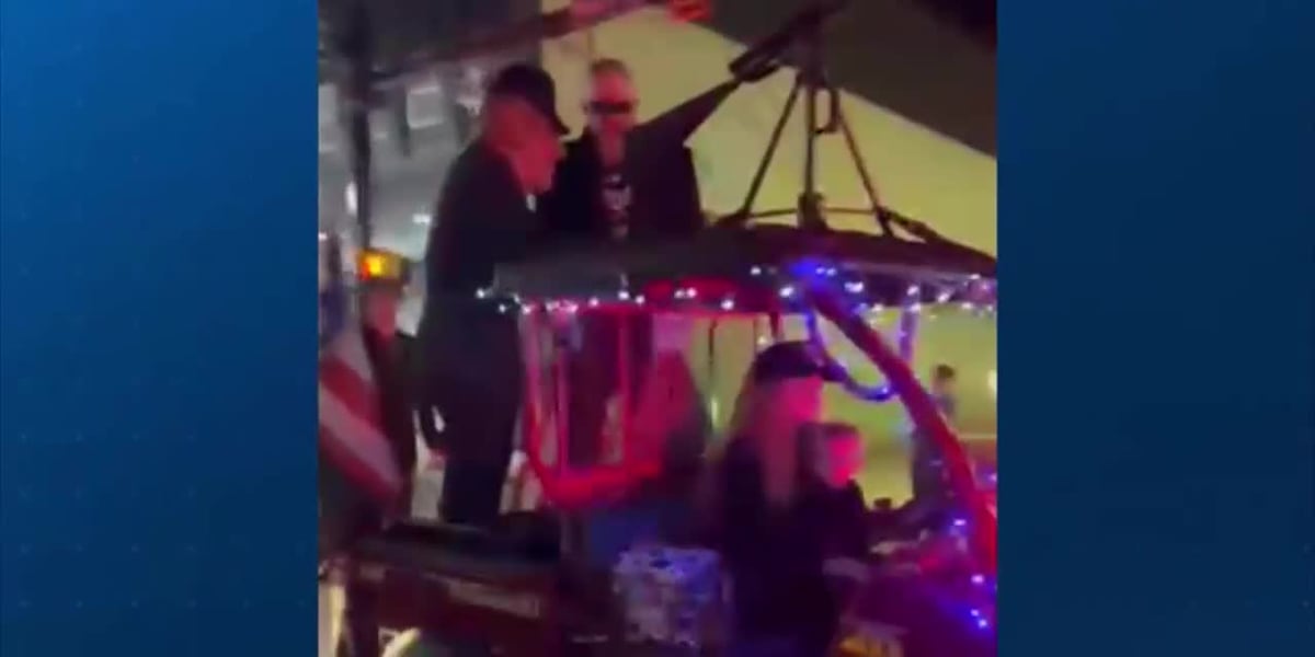 Parade float depicts Harris in chains [Video]