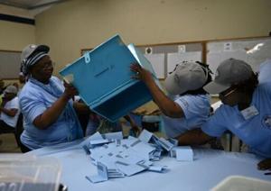 Botswana leader concedes defeat after party drubbed in election [Video]