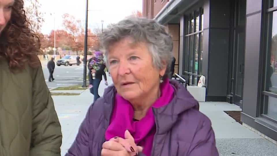 South Burlington school names road after longtime assistant [Video]