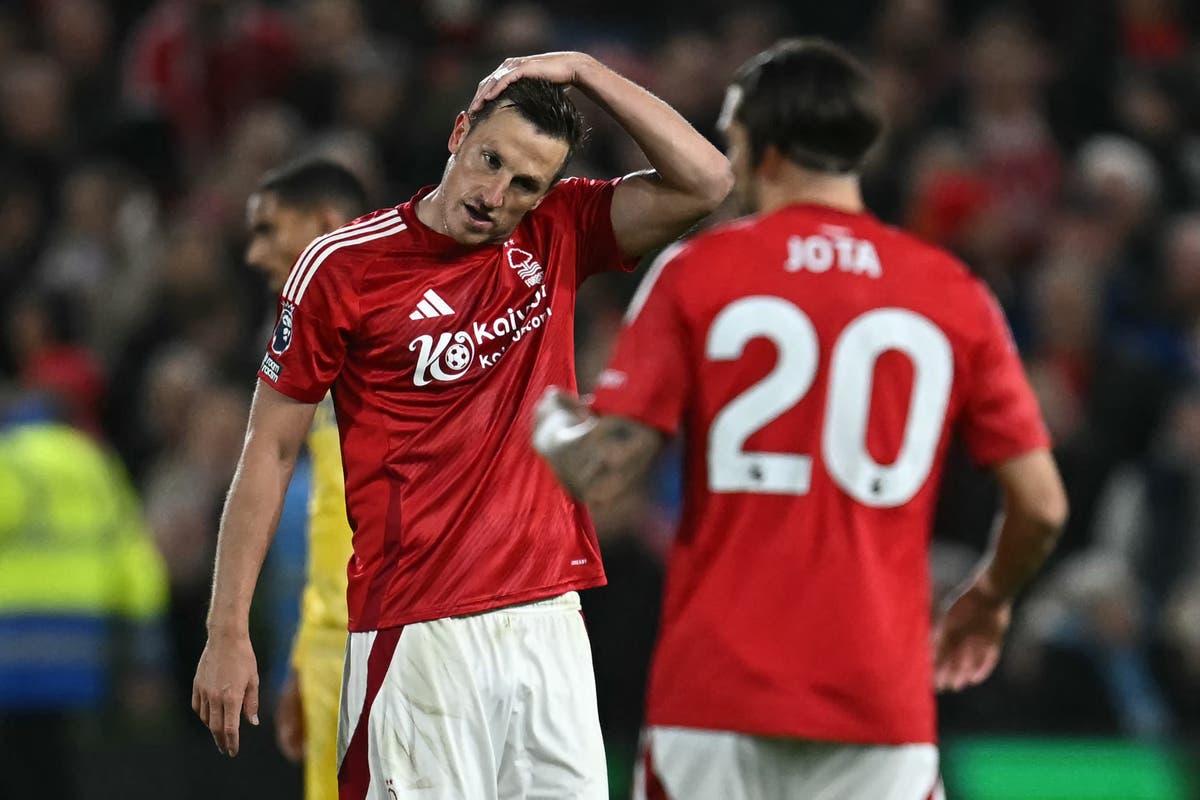 Chris Wood injury latest: Nottingham Forest manager issues update after scare [Video]