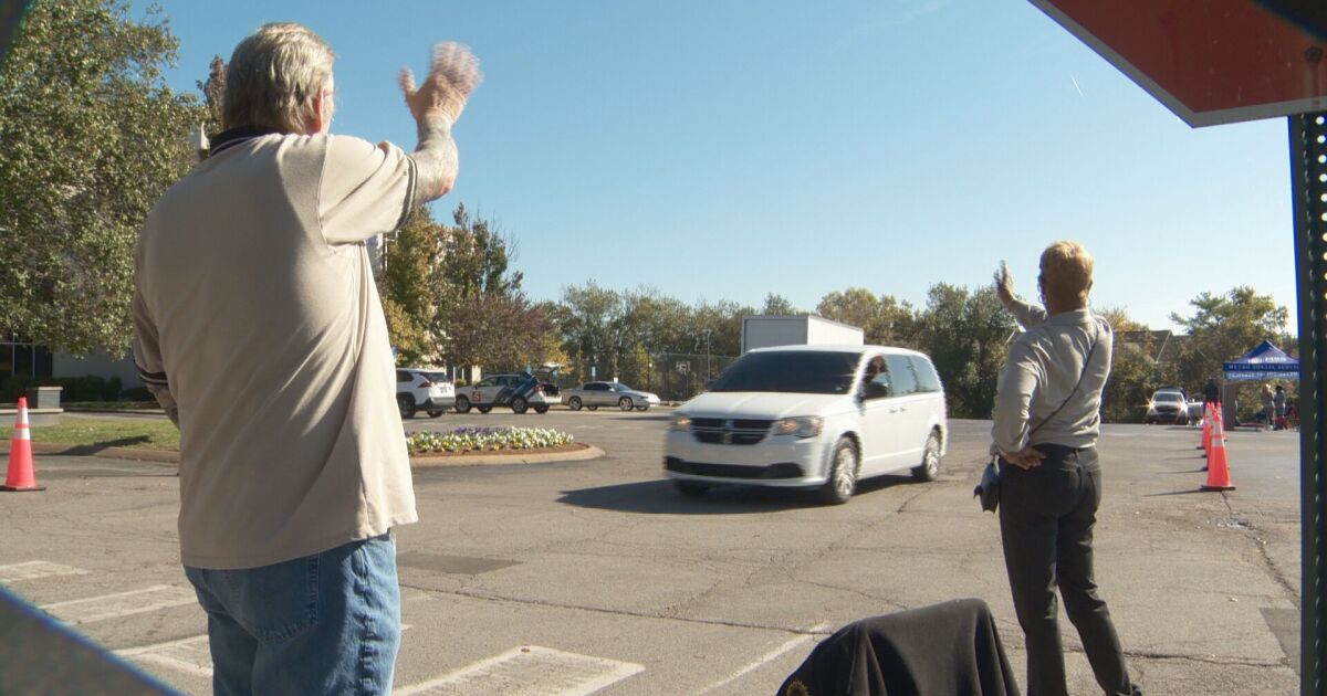 Metro Social Services holds first annual food box pop-up [Video]