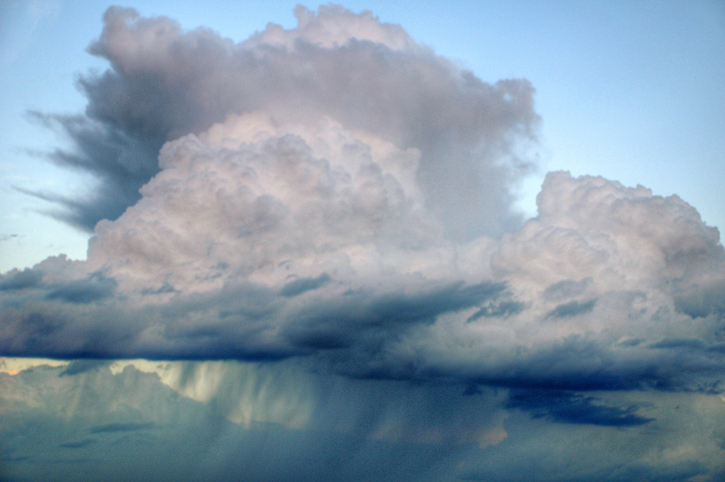 National Weather Service: Low Risk for Isolated Severe Thunderstorms in the San Antonio area this Evening [Video]