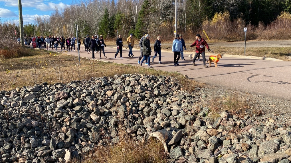 Community comes out to support N.B. boy through running, walking, and biking [Video]