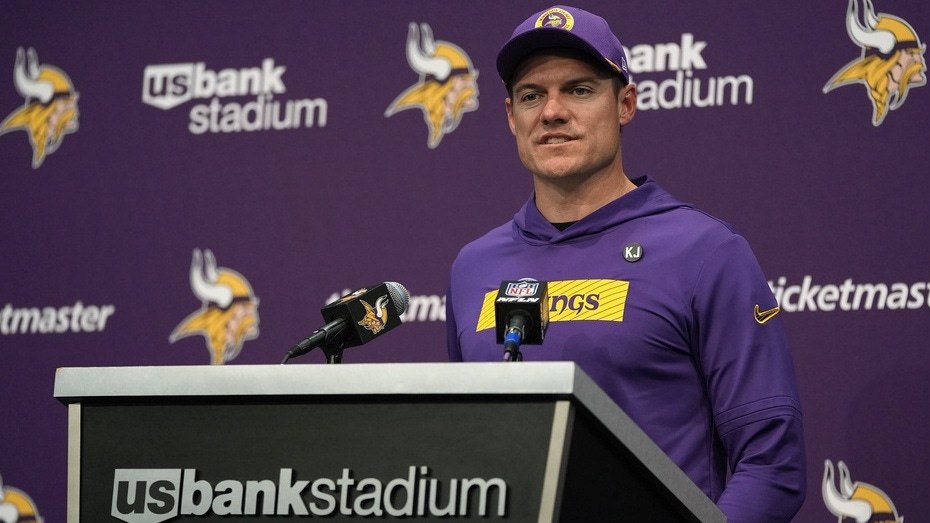 WATCH: Vikings post game locker room interviews and press conferences after win over Colts [Video]