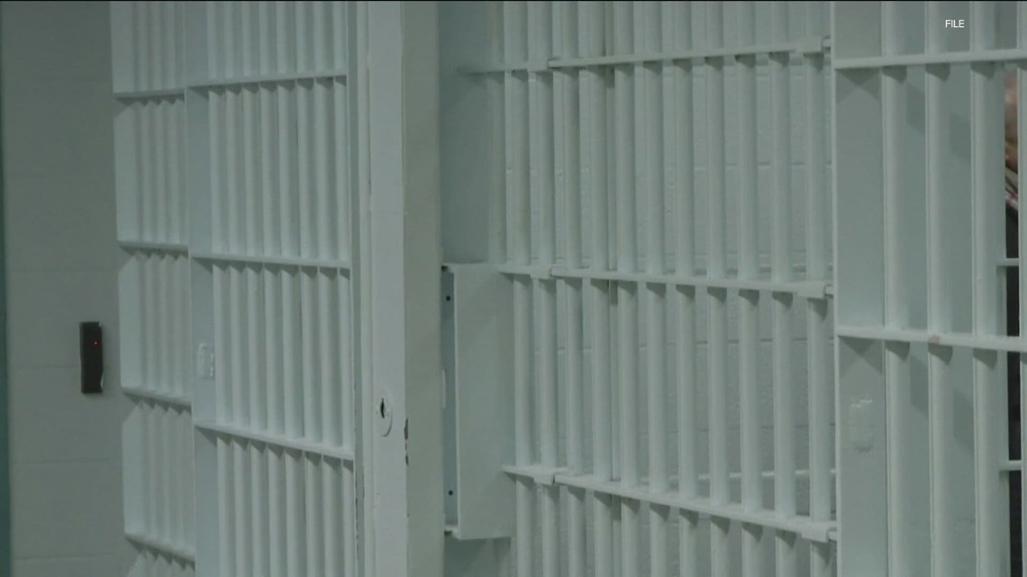 Arkansas leaders weigh in on proposed Charleston prison [Video]