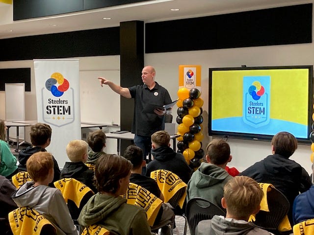 Steelers promote education through STEM program [Video]