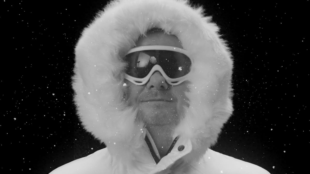 How Lidl parodied East 17s Christmas anthem to the delight of millions [Video]