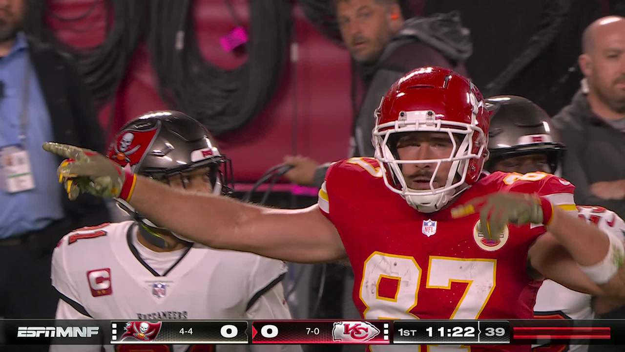 Kansas City Chiefs Tight End Travis Kelce’s Pivot Route Moves Chains on First Drive [Video]