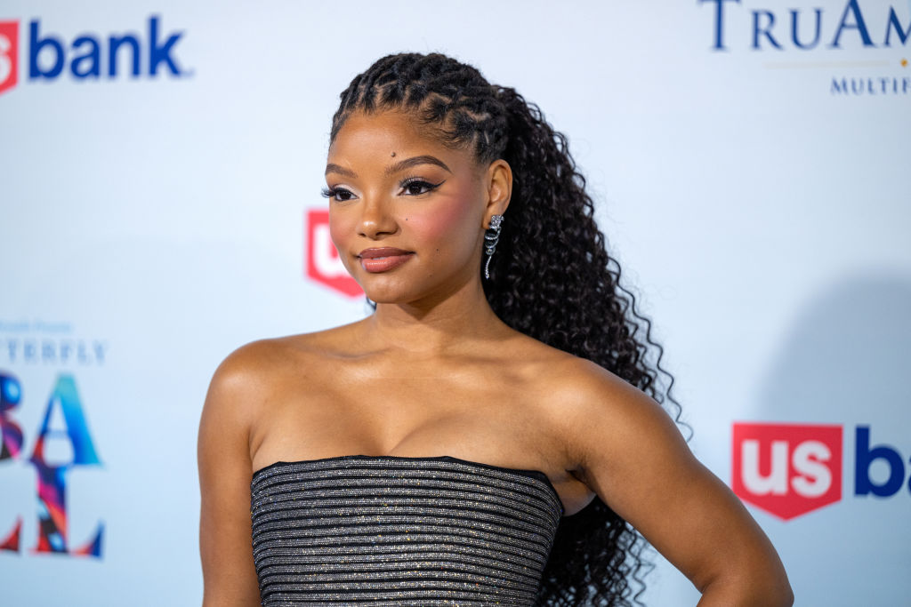 Halle Bailey Opens Up About “Severe Postpartum” [Video]