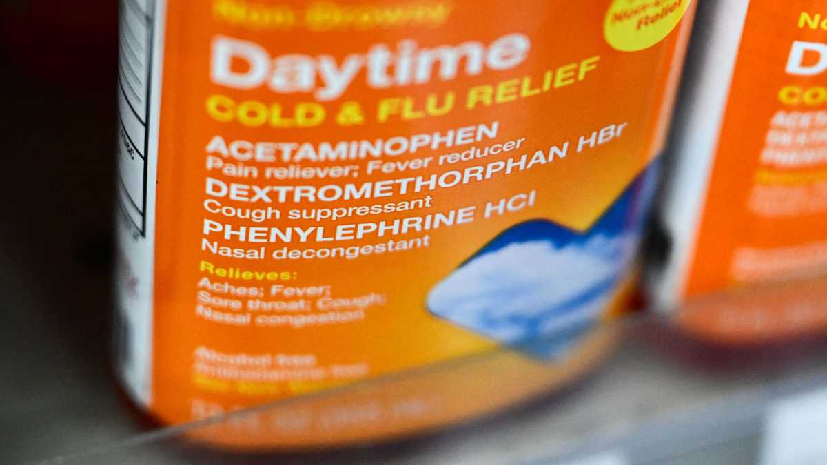 FDA moves to pull popular decongestant from shelves amid effectiveness concerns [Video]