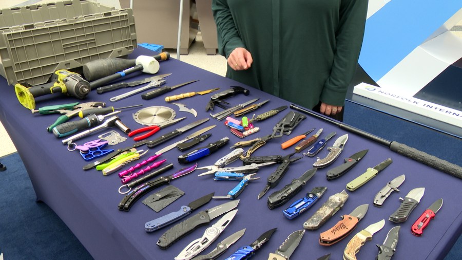 TSA reminds travelers what they shouldnt pack in their carry-on bag ahead of the holiday travel season [Video]