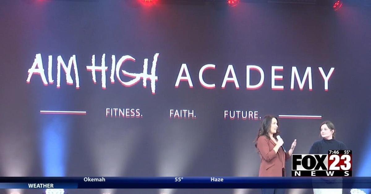 Gold medal gymnast helps Aim High Academy raise money for scholarships | News [Video]