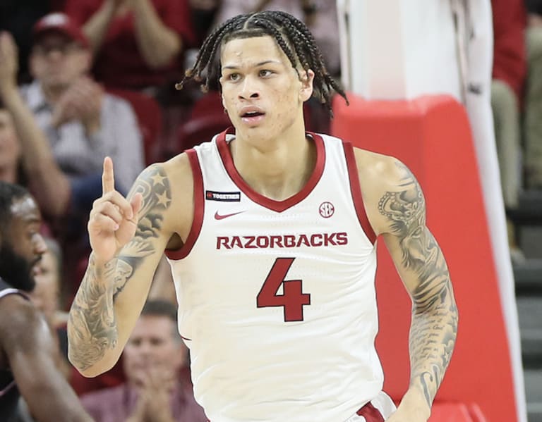 Arkansas basketball vs Baylor: BetSaracen lines, staff picks [Video]