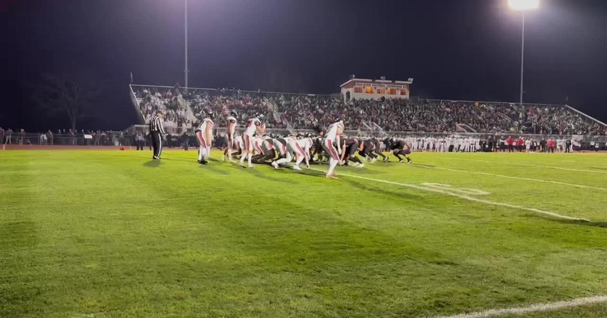 Badger senior Alec Welch scores for a 1-yard touchdown to stretch their lead against Milton [Video]