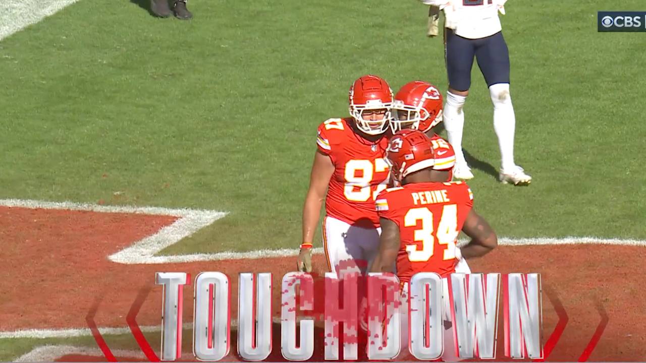 Tight End Travis Kelce’s 76th Career Touchdown Catch Ties Him with Tony Gonzalez for Most in Kansas City Chiefs History [Video]