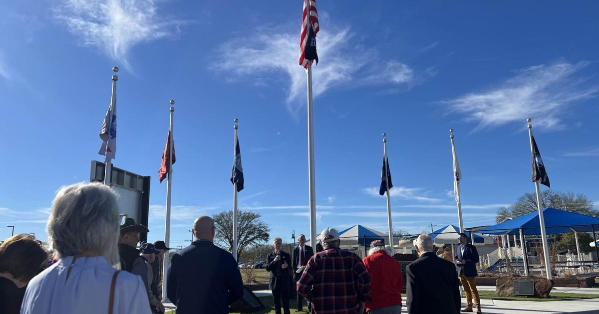 Bartlesville community celebrates new memorial at Veterans Park | News [Video]