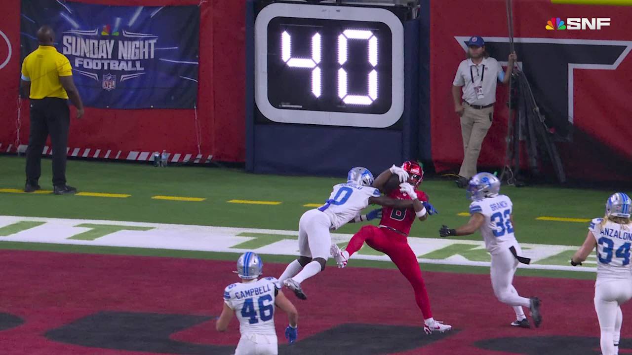 John Metchie III’s first NFL TD comes on Stroud’s dime between two defenders [Video]