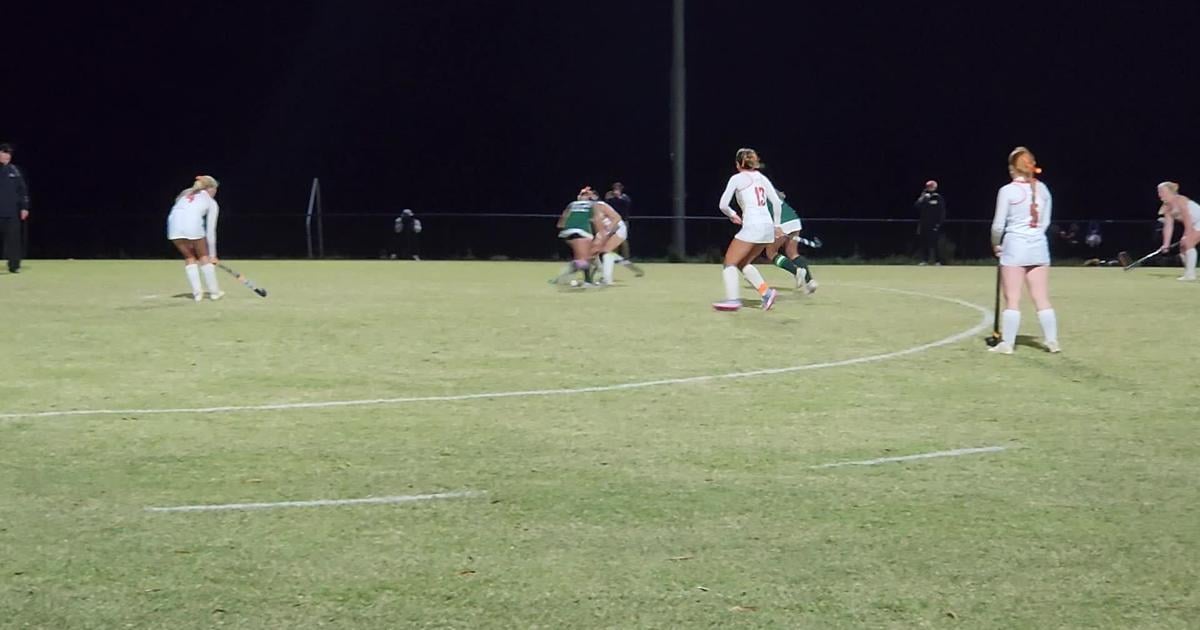 Powhatan field hockey misses just left on a corner play [Video]