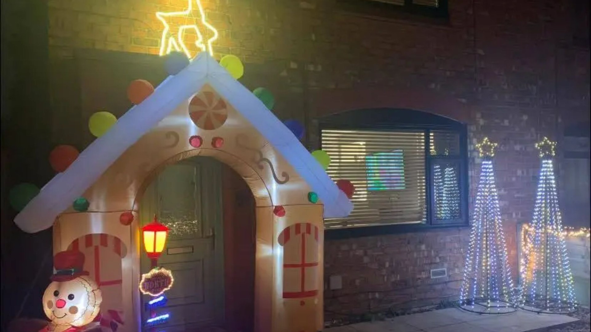 I spent hours giving my home a Home Bargains Christmas makeover with giant inflatables but people say its way too much [Video]