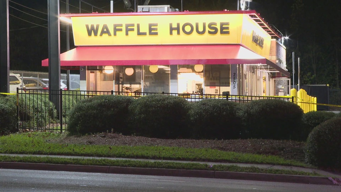 Deadly Waffle House shooting in Greensboro [Video]