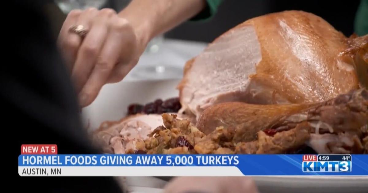 Hormel Foods donating 5,000 turkeys this year | News [Video]