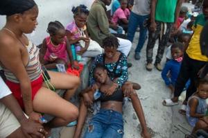 Panic strikes Port-au-Prince as residents flee gang violence [Video]