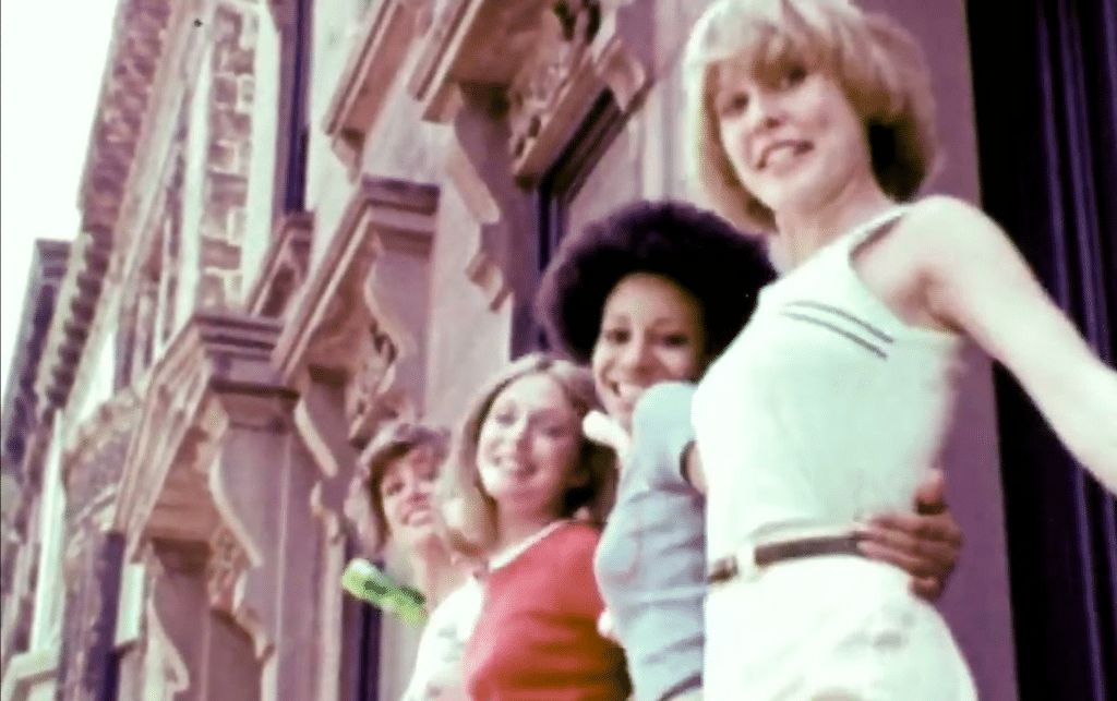 6 Worst Retro Commercials from the 70s [Video]