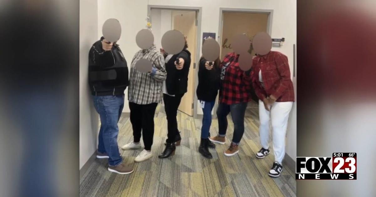 TPD looks into photos of Tulsa County Juvenile Bureau employees circulating online | News [Video]