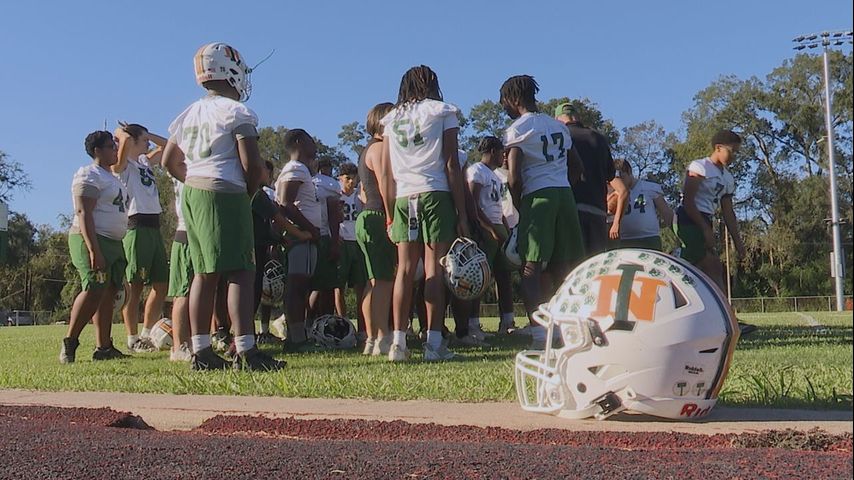 North Iberville makes it back to the playoffs after 16 years with big community support [Video]