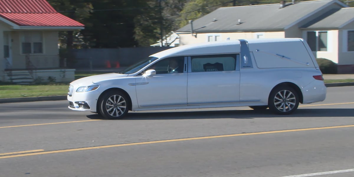 Hueytown community honors NASCAR legend Bobby Allison after funeral [Video]