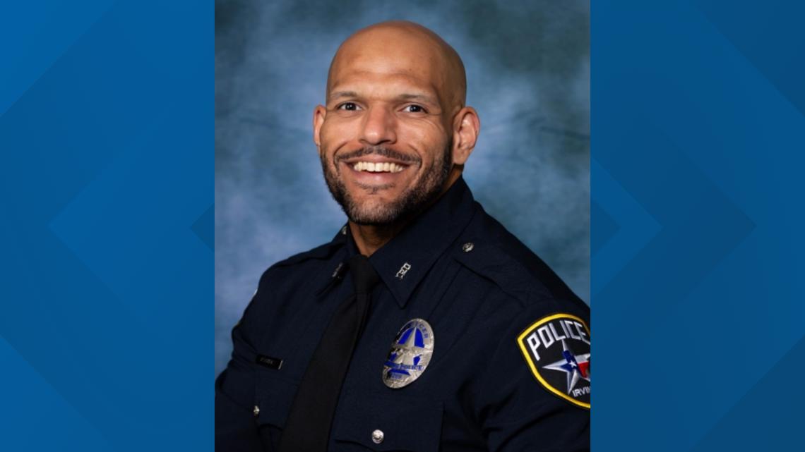 Irving PD: Police officer killed in off-duty motorcycle crash [Video]