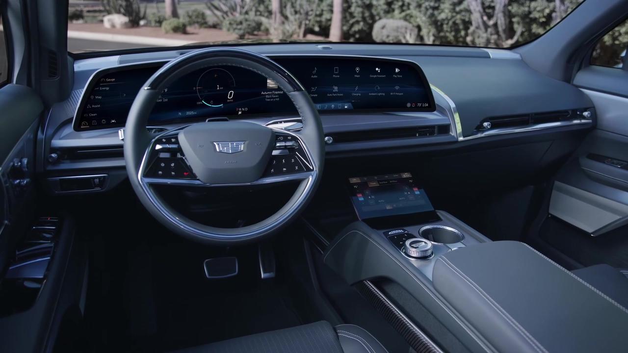 The all-electric 2026 Cadillac VISTIQ Interior [Video]