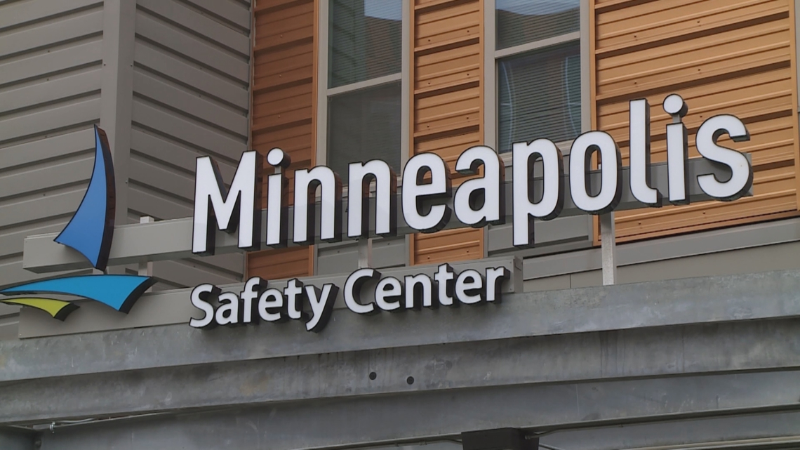 Community, city leaders talk public safety in engagement meeting [Video]