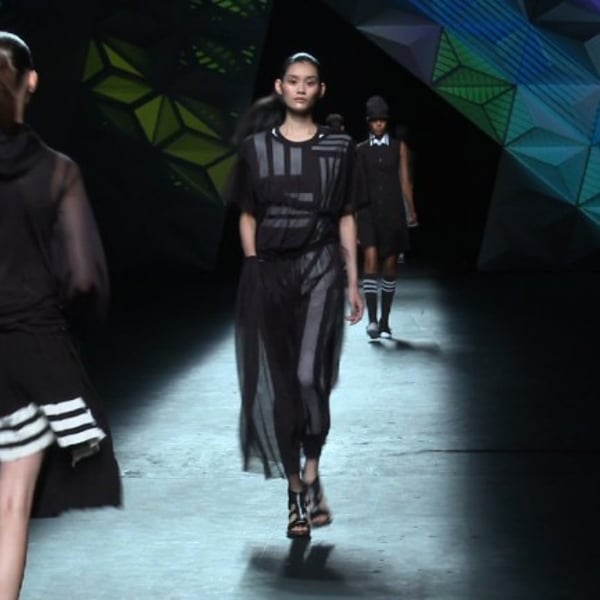 Y3 Spring Summer Women Collection 2013 in New York (ITW) [Video]