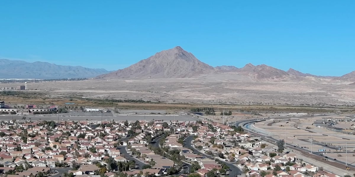 Dueling proposals for East Las Vegas: Build hundreds of homes or protect land? [Video]