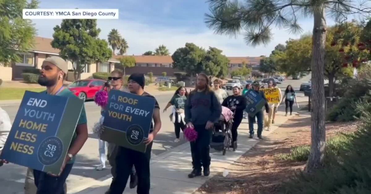 Men walk from Tijuana to Oceanside to raise awareness of youth homelessness [Video]