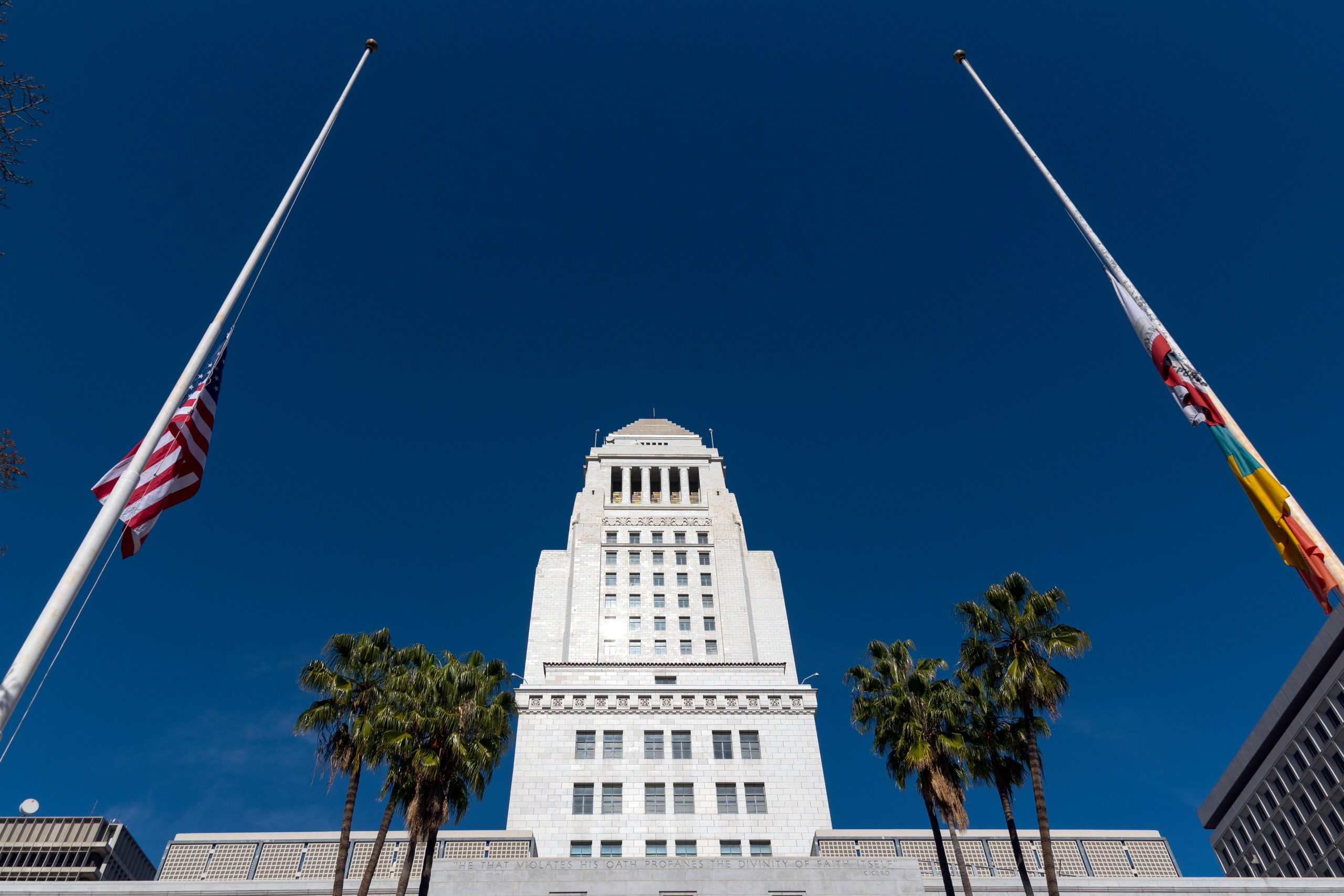 L.A. Council delays vote on tourism workers wage increase [Video]