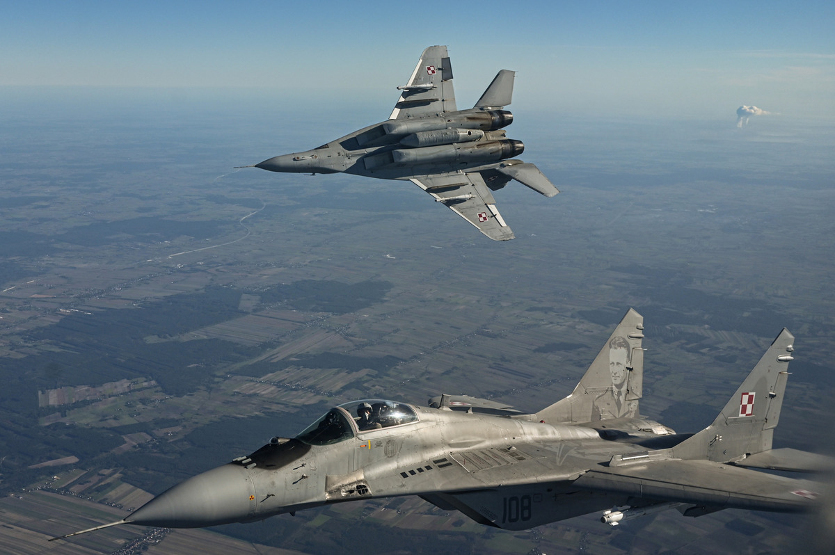 NATO Scrambles Fighter Jets Over Russian Strikes On Ukraine [Video]