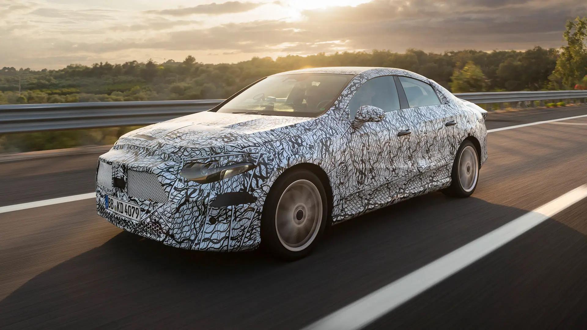 New compact Mercedes sedan to bring petrol and electric power [Video]