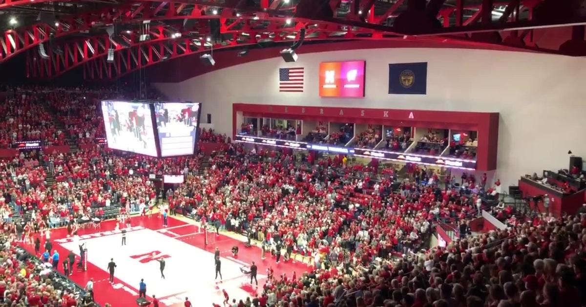 Check out Nebraska volleyball’s ‘Tunnel Walk’ ahead of Wisconsin showdown [Video]