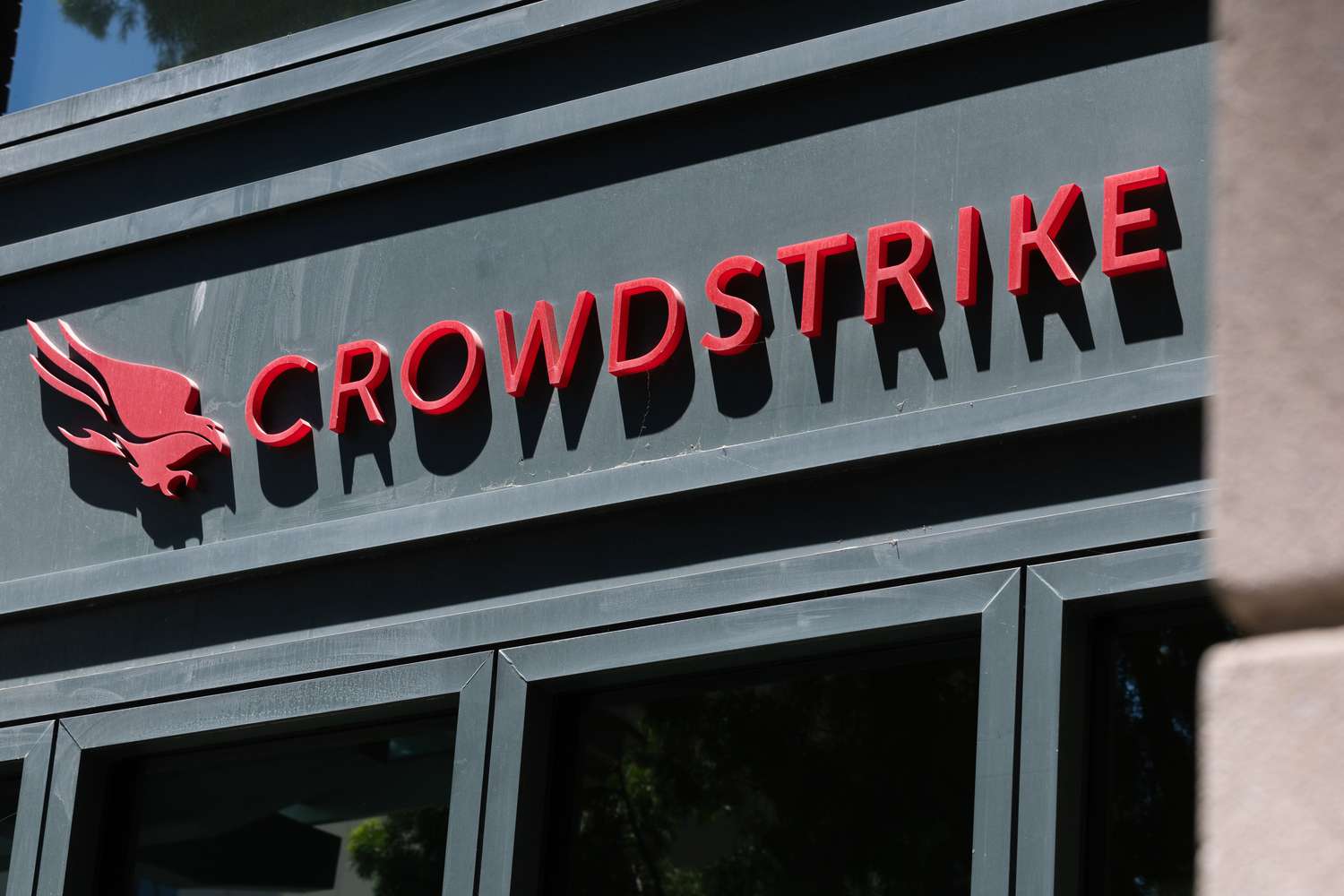 What Analysts Think of CrowdStrike Stock Ahead of Earnings [Video]