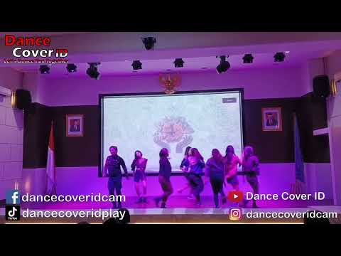 SKYE Dance Cover SNSD at Trinityforte Trisakti School of Management 110524 [Video]