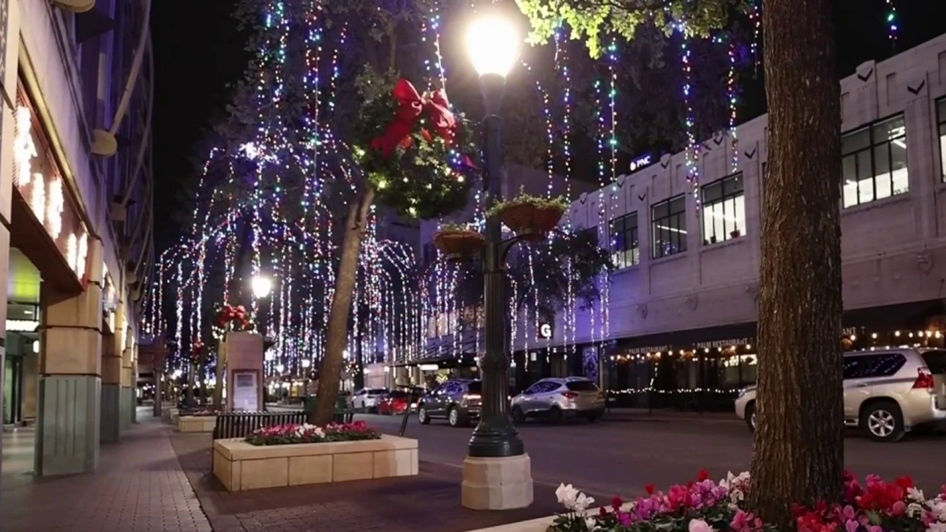 Downtown San Antonio becomes a Christmas wonderland of lights [Video]