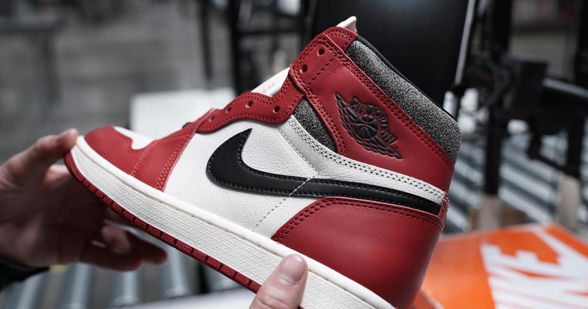 How SNKRDUNK Stays High in a Low Market | PR Newswire [Video]